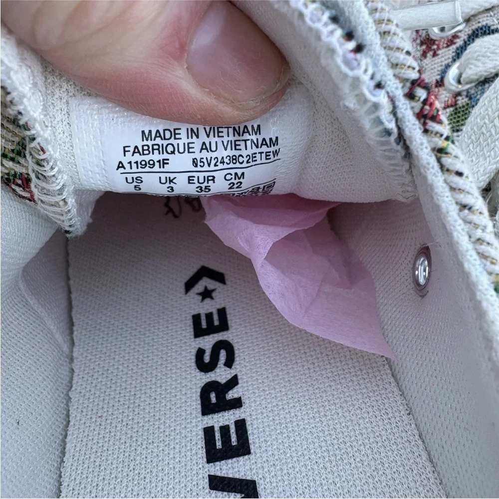 Converse Women's Floral Sneakers - White and Blue - Picture 10 of 16